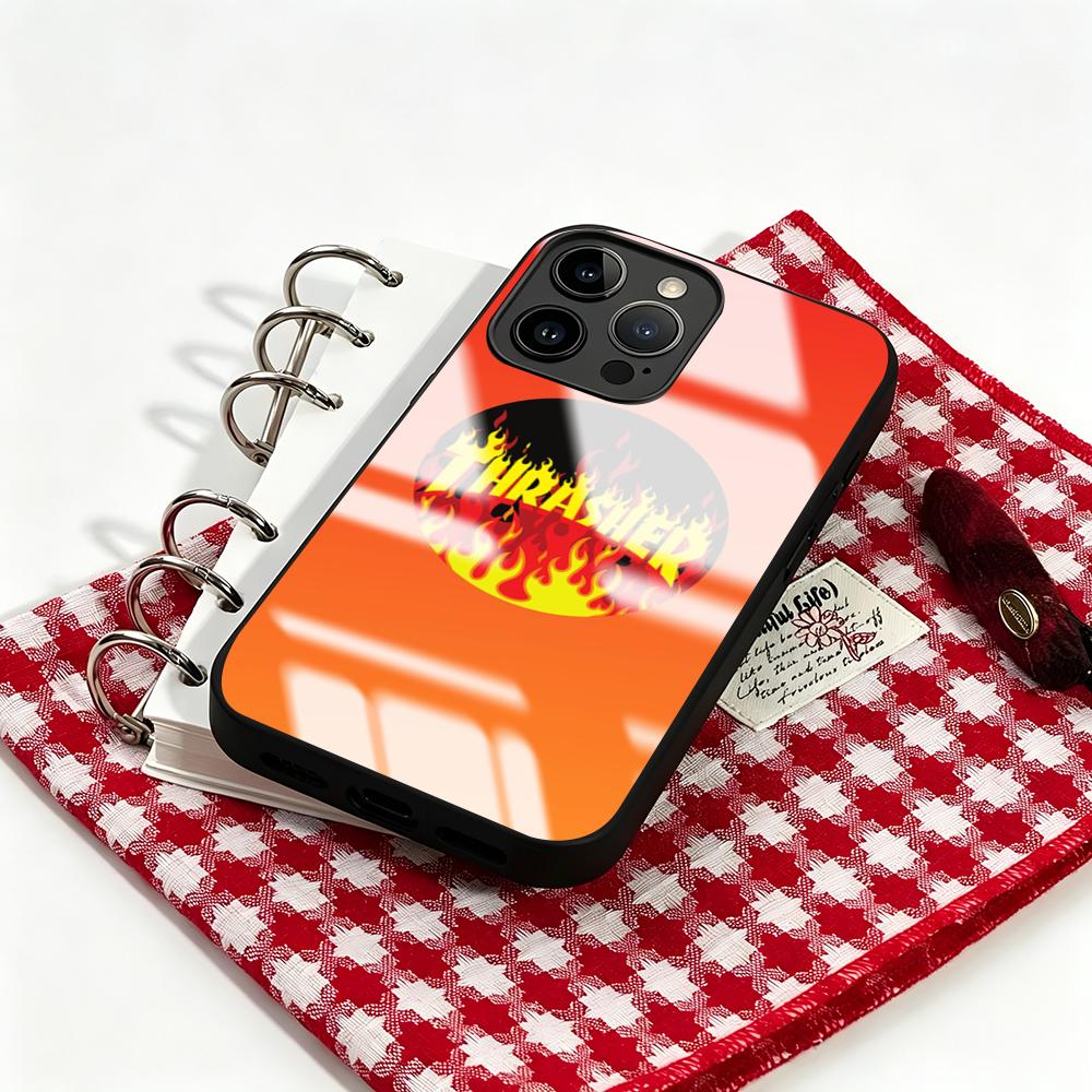 THRASHER Marka iPhone 17 16 15 - Screen Protectors incelemesi ve fiyatı